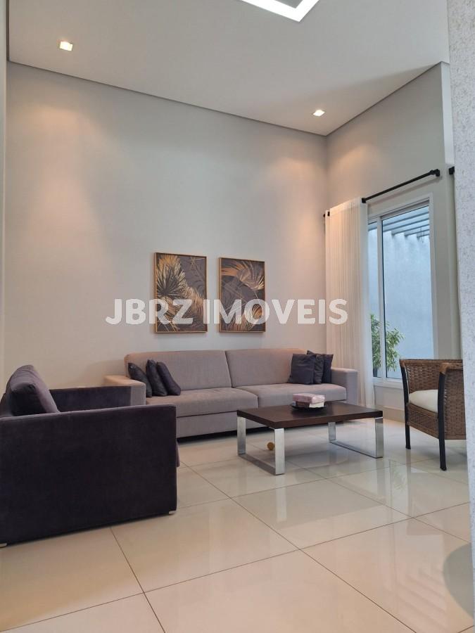 Casa, 3 quartos, 215 m² - Foto 1