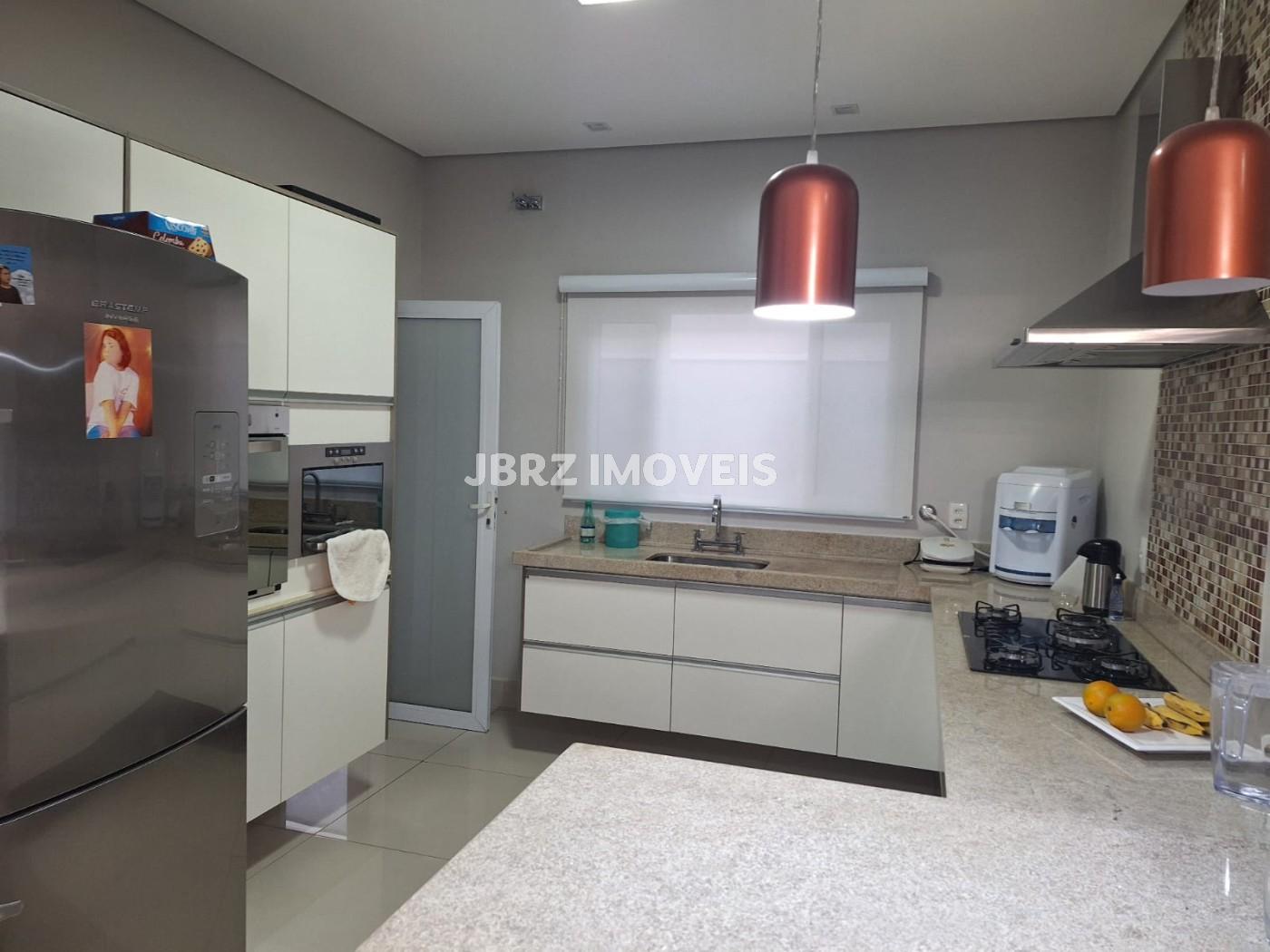 Casa, 3 quartos, 215 m² - Foto 5