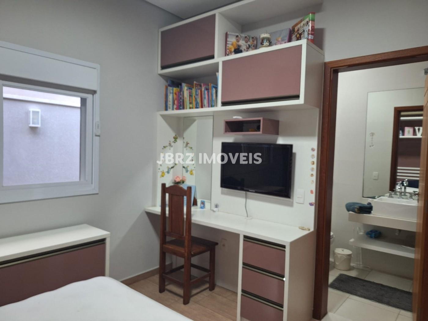 Casa, 3 quartos, 215 m² - Foto 13