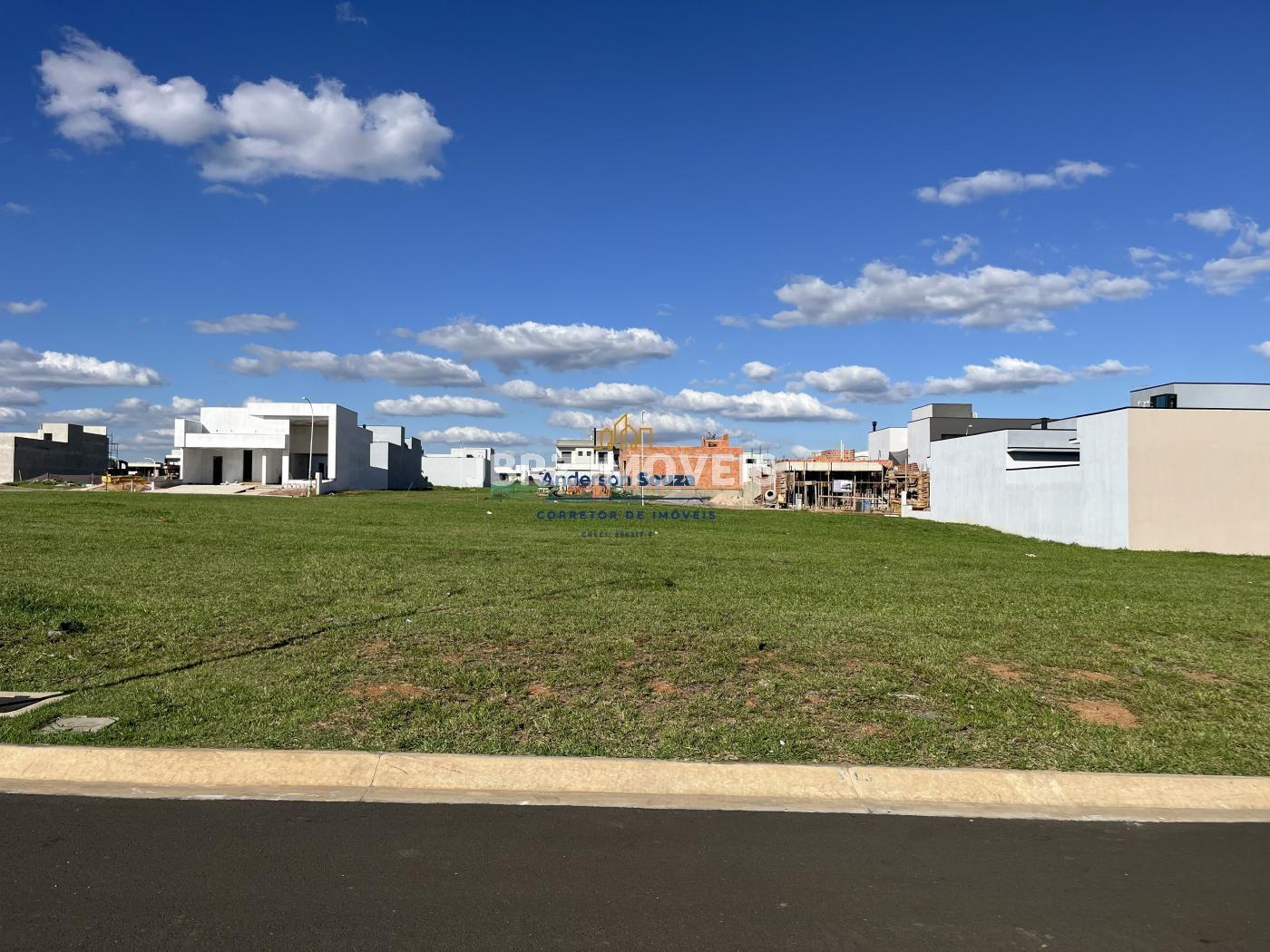 Terreno, 300 m² - Foto 1